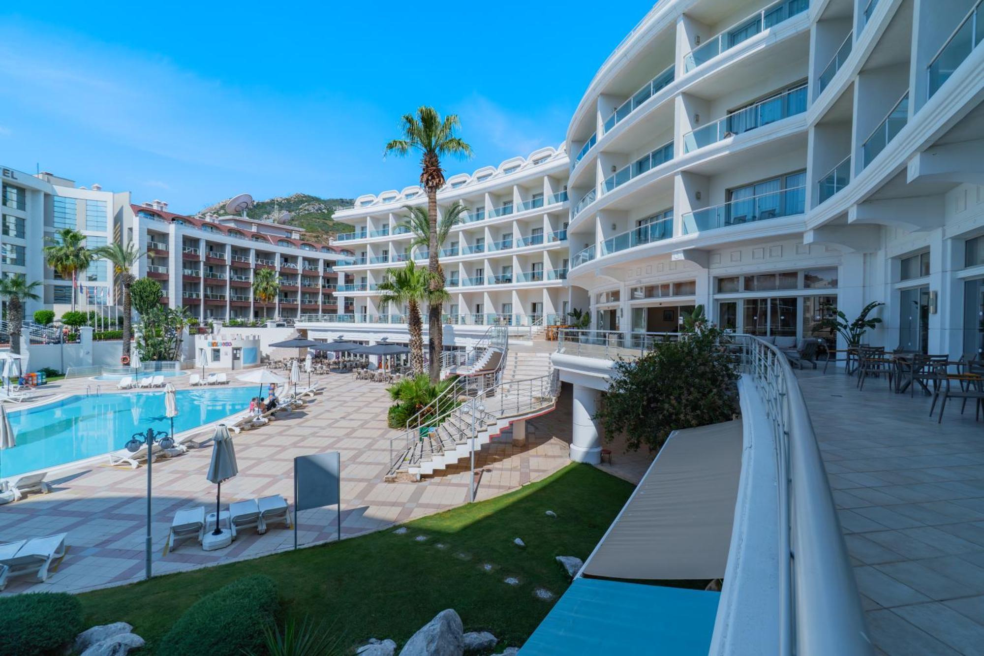 Hotel Pineta Park Deluxe