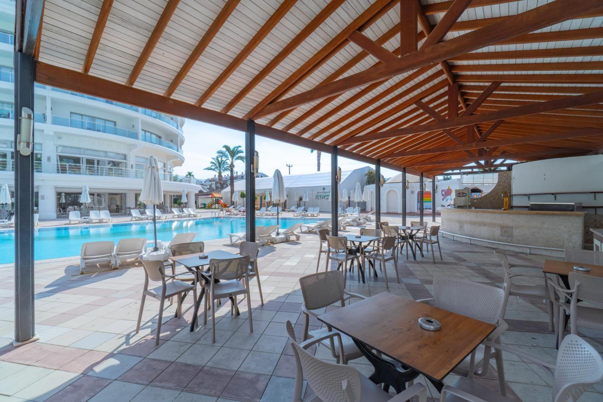 Pineta Park Deluxe 5*