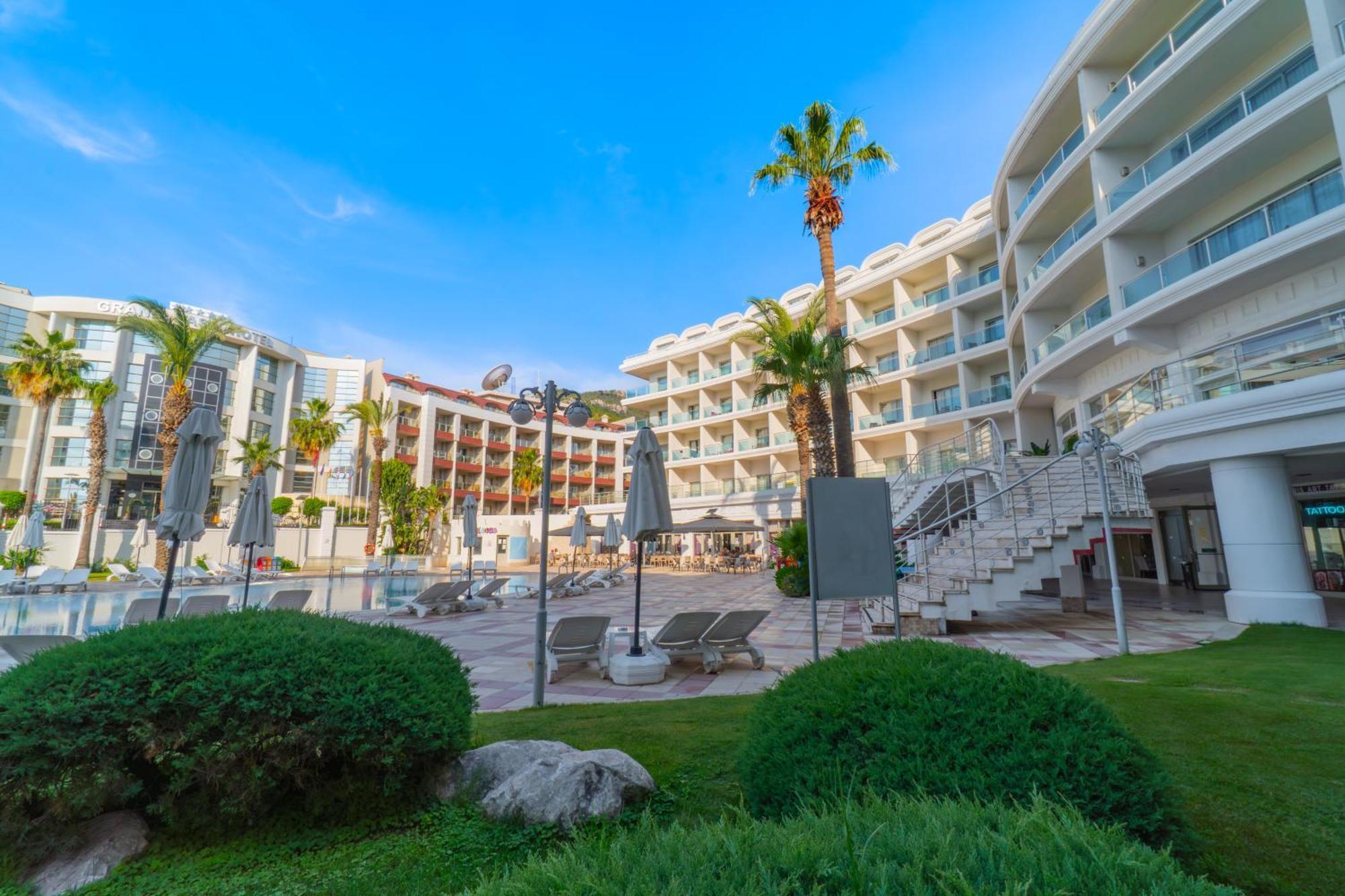Pineta Park Deluxe 5* Marmaris