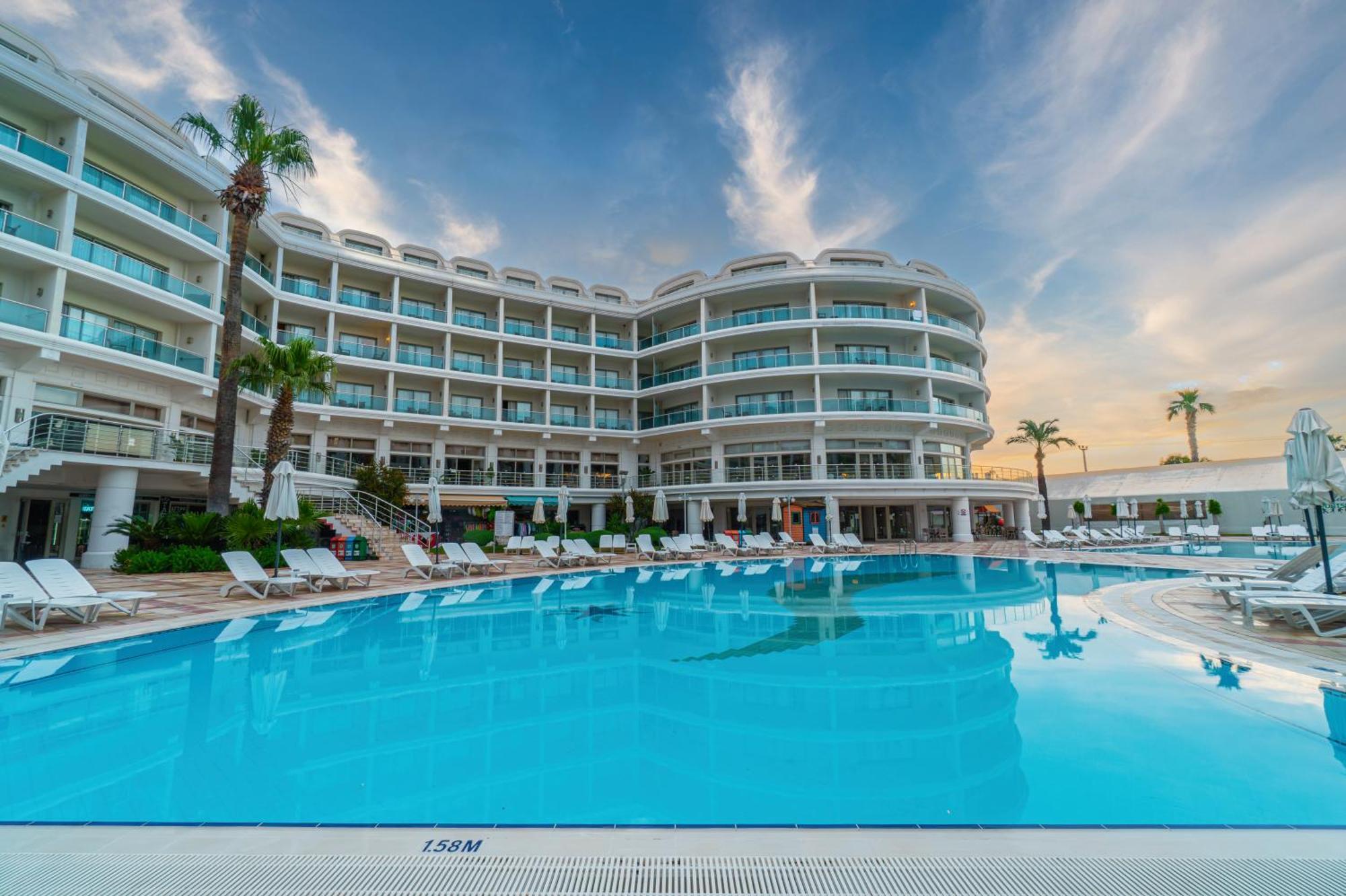 Pineta Park Deluxe Marmaris