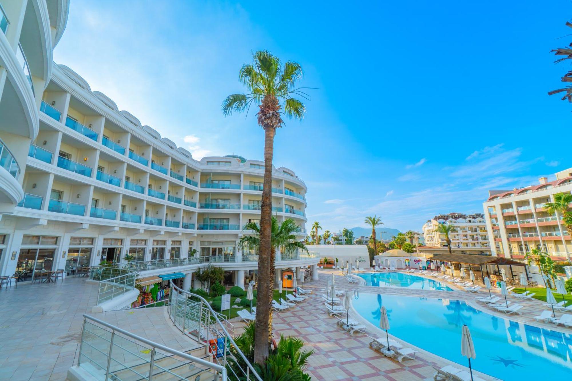 Pineta Park Deluxe 5* Marmaris