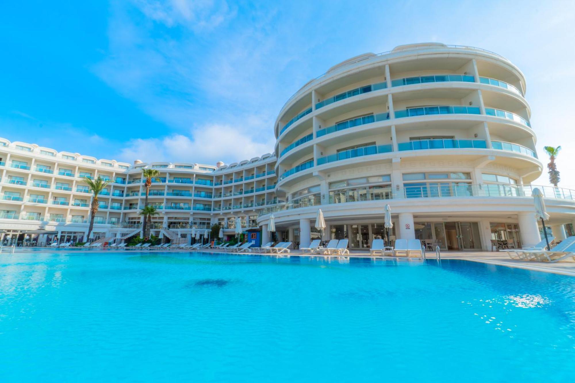 Pineta Park Deluxe Hotel