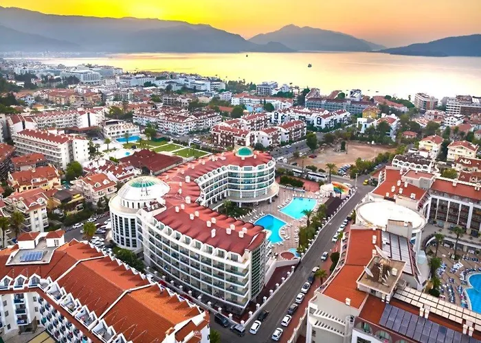 Pineta Park Deluxe Hotel